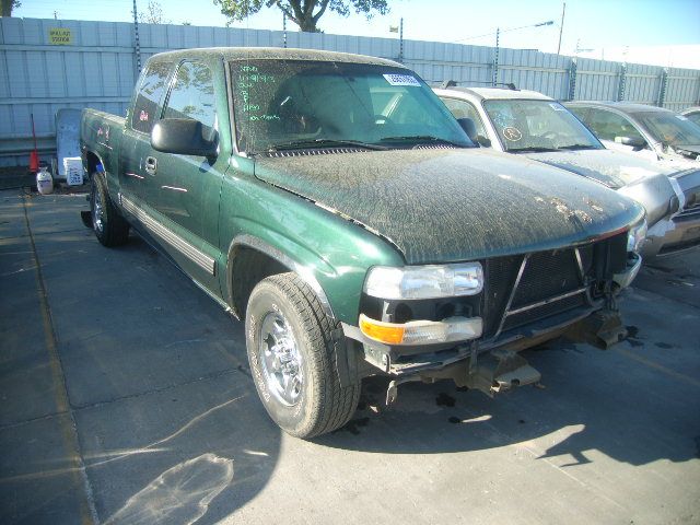 3J6810_0 Used 2002 Chevrolet Silverado 1500 Wheel