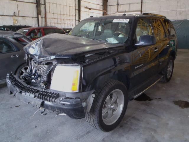 3J6817_2 Used 2004 Cadillac Escalade Door Assembly Front RH