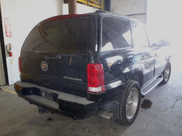 3J6817_4 Used 2004 Cadillac Escalade Door Assembly Front RH