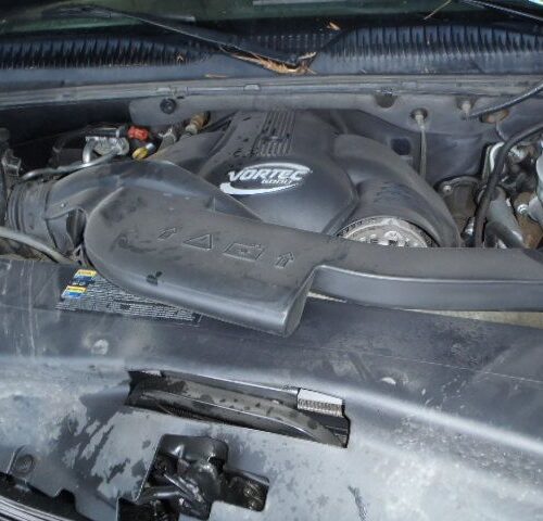 3J6817_7 Used 2004 Cadillac Escalade Door Assembly Front RH