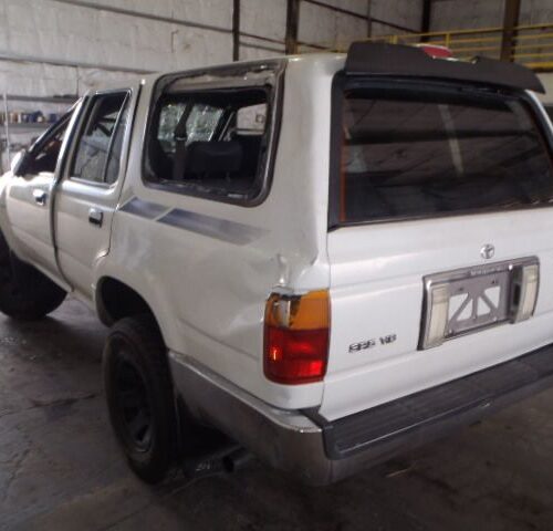 3J6818_0 Used 1994 Toyota 4Runner Spindle Knuckle Front RH