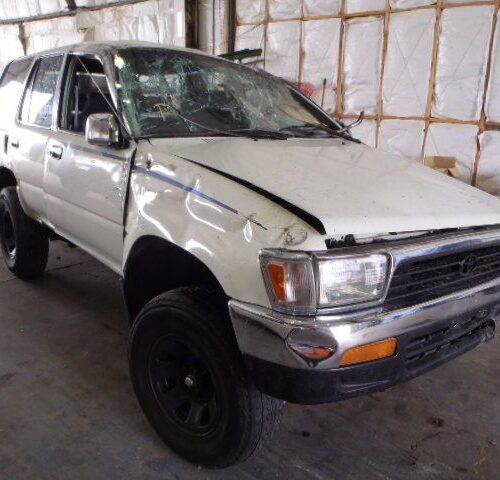3J6818_1 Used 1994 Toyota 4Runner Spindle Knuckle Front RH