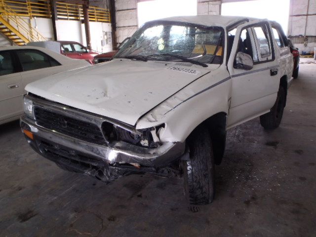 3J6818_2 Used 1994 Toyota 4Runner Spindle Knuckle Front RH