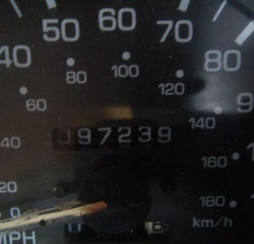 3J6818_8 Used 1994 Toyota 4Runner Spindle Knuckle Front RH