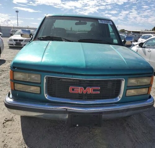 3J8611_5 Used 1994 GMC C/K 1500 Front Door Latch LH