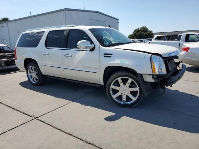 3J8612_0 Used 2012 Cadillac Escalade ESV AC Compressor