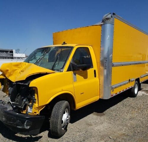 Used 2022 GMC Savana 3500 Van Chassis Control Module 22915542