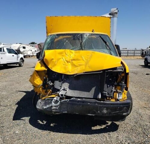 Used 2022 GMC Savana 3500 Van Chassis Control Module 22915542