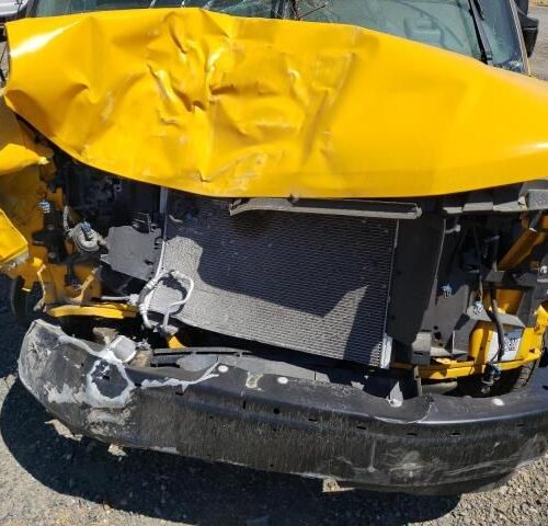Used 2022 GMC Savana 3500 Van Chassis Control Module 22915542