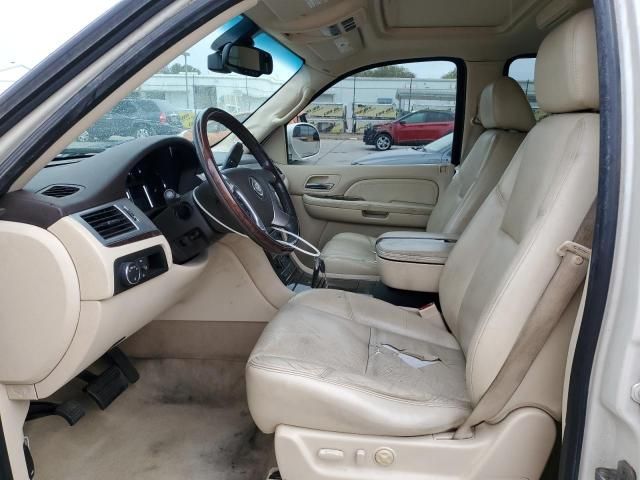 3K8617_13 Used 2008 Cadillac Escalade Tail Lamp RH