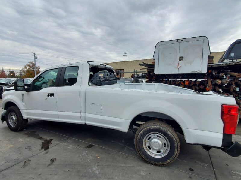Used 2022 Ford F-250 Super Duty Speedometer Head / Cluster