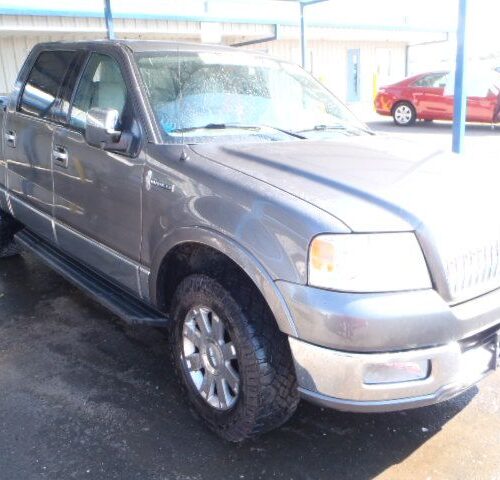 3L6840_0 Used 2006 Lincoln Mark LT Keys / Latches / Locks LH