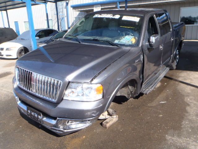 3L6840_2 Used 2006 Lincoln Mark LT Keys / Latches / Locks LH