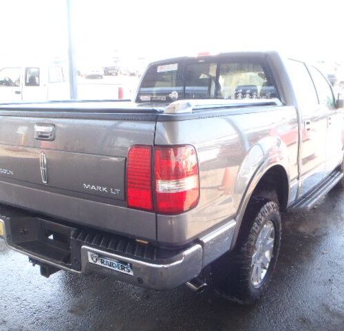 3L6840_4 Used 2006 Lincoln Mark LT Keys / Latches / Locks LH