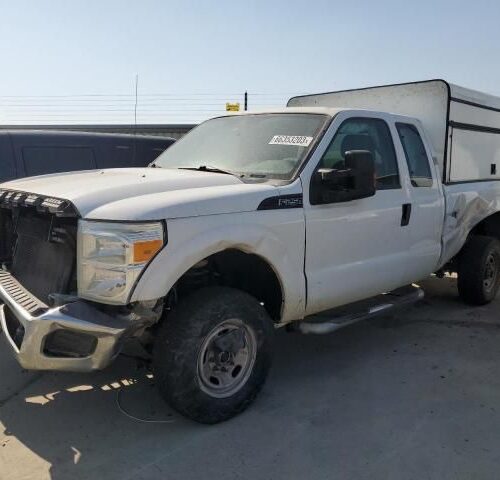 3L8637_0 Used 2015 Ford F-250 Super Duty AC Compressor