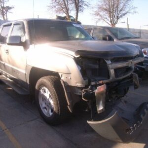 2002 Chevrolet Avalanche Console Front