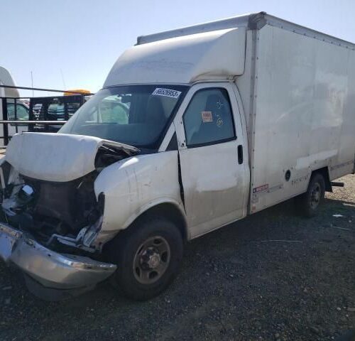 Used 2018 Chevrolet Express 3500 Van Engine Assembly 4.3L