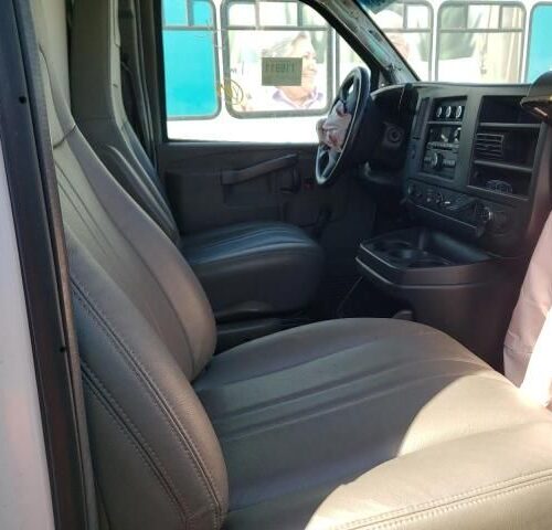 Used 2018 Chevrolet Express 3500 Van Engine Assembly 4.3L