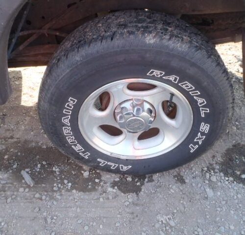 Used 2002 Ford Ranger Spindle Knuckle Front RH