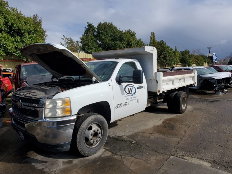 4B8652_0 Used 2011 Chevrolet Silverado 3500 Diesel Exhaust Fluid Pump