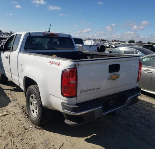 4B8654_0 Used 2017 Chevrolet Colorado Spindle Knuckle Front LH