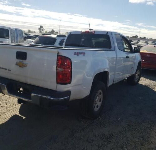 4B8654_1 Used 2017 Chevrolet Colorado Spindle Knuckle Front LH