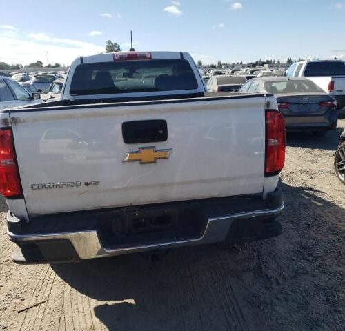 4B8654_3 Used 2017 Chevrolet Colorado Spindle Knuckle Front LH