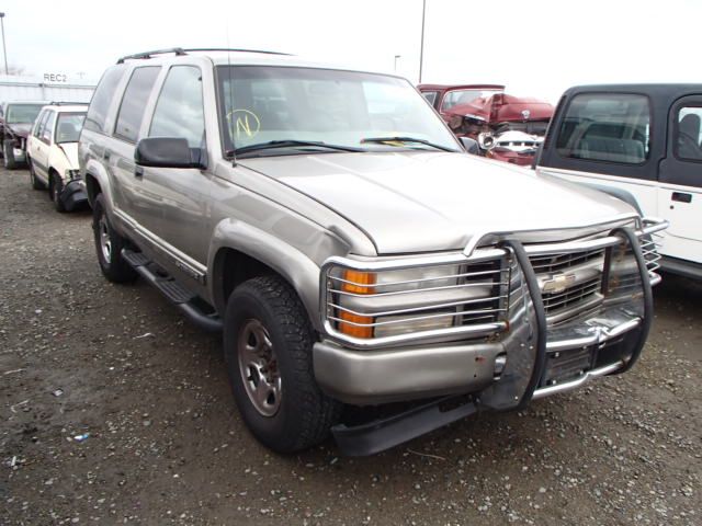 4C6890_0 Used 2000 Chevrolet Tahoe Front Lamp LH