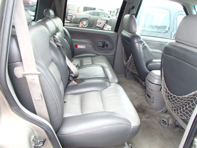Used 2000 Chevrolet Tahoe Wiper Motor Windshield