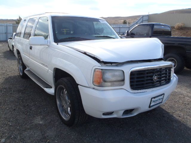 4D6907_0 Used 1999 Cadillac Escalade Door Assembly Rear Side LH