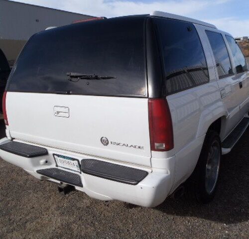 4D6907_4 Used 1999 Cadillac Escalade Door Assembly Rear Side LH