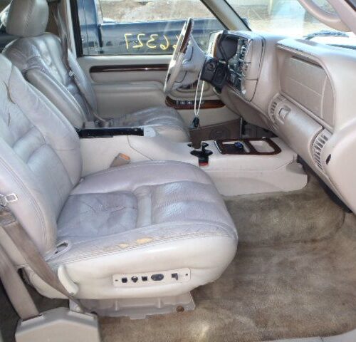 4D6907_5 Used 1999 Cadillac Escalade Door Assembly Rear Side LH