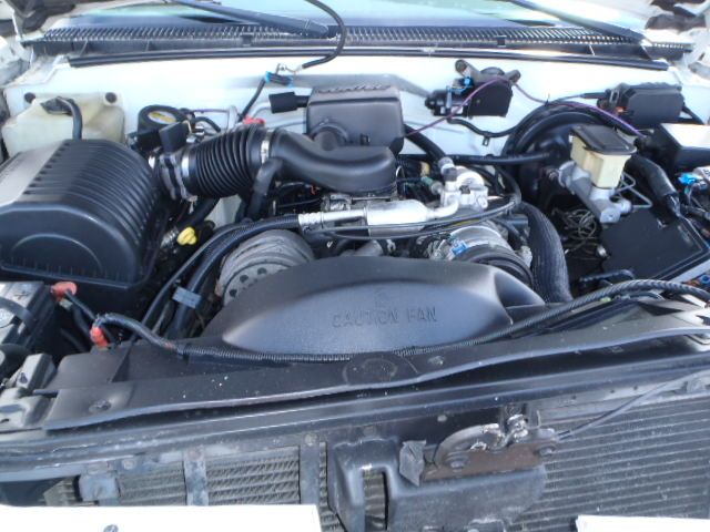 4D6907_7 Used 1999 Cadillac Escalade Door Assembly Rear Side LH