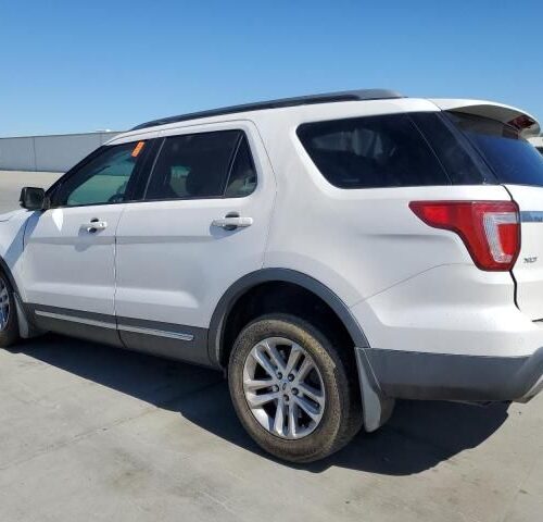 4D8681_7 Used 2017 Ford Explorer Instrument Face Plate