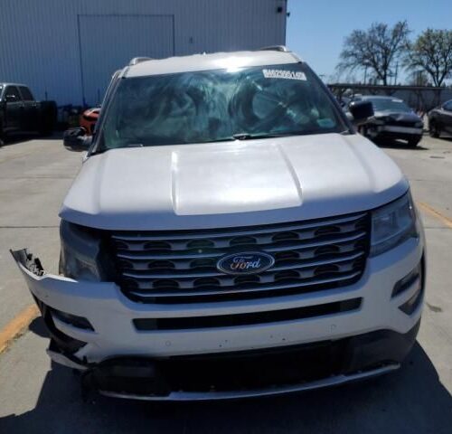 4D8681_8 Used 2017 Ford Explorer Instrument Face Plate