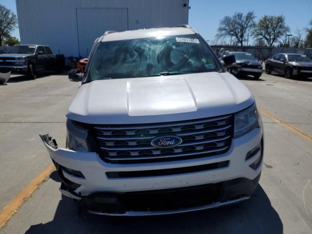 4D8681_8 Used 2017 Ford Explorer Instrument Face Plate