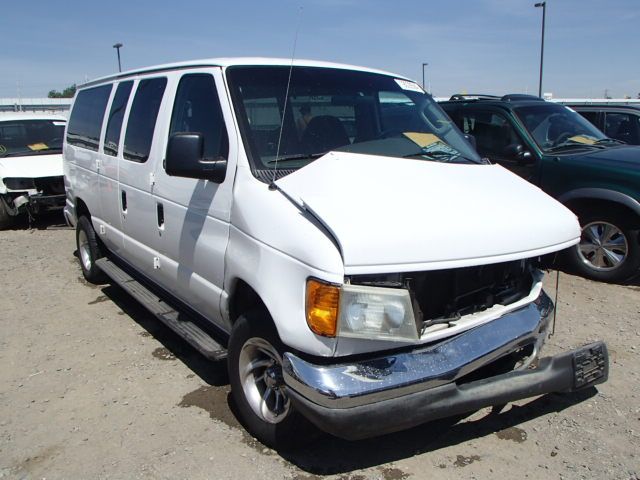 4F6921_0 Used 2003 Ford E-150 Van Fuel Pump