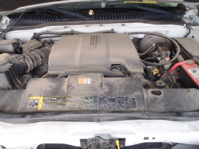 4F6923_7 Used 2002 Ford Explorer Door Handle Exterior LH