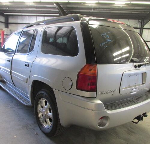 Used 2005 GMC Envoy XL Spindle Knuckle Front LH