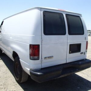 2008 Ford E-350 Van Axle Assembly Rear