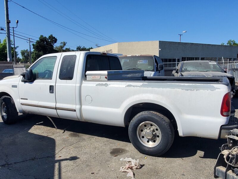 4G8713_0 Used 1999 Ford F-250 Super Duty Cab (Shell)