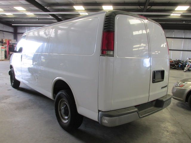 4H6949_3 Used 1997 Chevrolet Express 3500 Van AC Evaporator