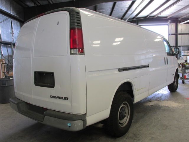 4H6949_4 Used 1997 Chevrolet Express 3500 Van AC Evaporator