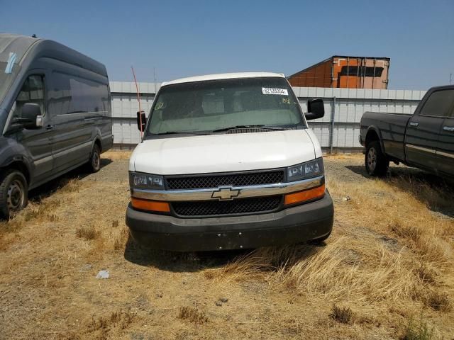 4H8719_12 Used 2010 Chevrolet Express 1500 Van Power Brake Booster