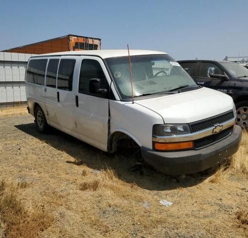 4H8719_2 Used 2010 Chevrolet Express 1500 Van Power Brake Booster