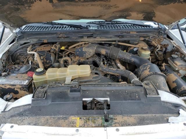 4H8721_2 Used 2003 Ford F-250 Super Duty Console Front