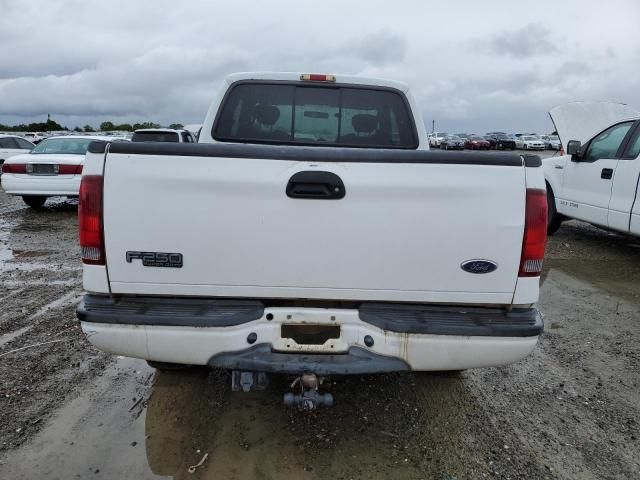 4H8721_8 Used 2003 Ford F-250 Super Duty Console Front