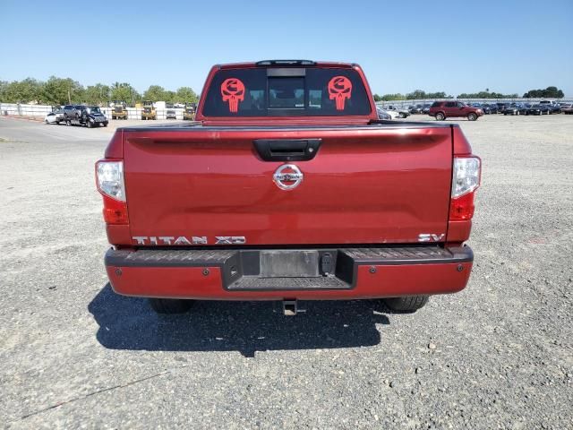 4H8723_12 Used 2016 Nissan Titan XD Carpet Front