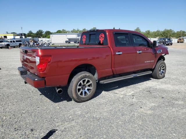 4H8723_13 Used 2016 Nissan Titan XD Carpet Front