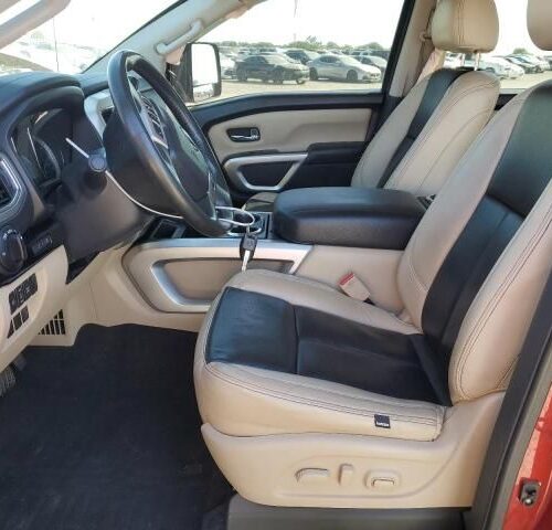 4H8723_3 Used 2016 Nissan Titan XD Carpet Front